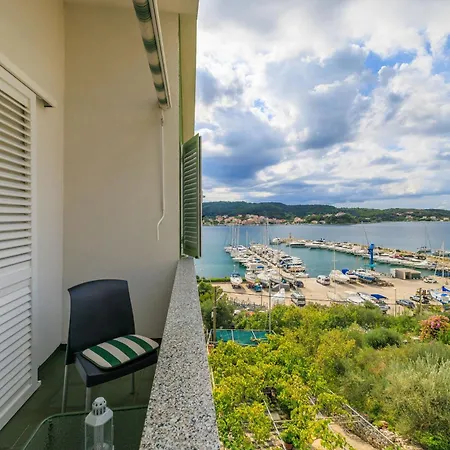 Sanja * Supetarska Draga